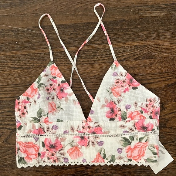 Zara Floral Crop Top V Neck Crosses In Back - Picture 2 of 6
